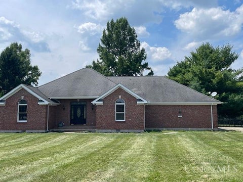 Homes For Sale - 685 Harbor Drive<br/> Turtle Creek Twp, OH 45036