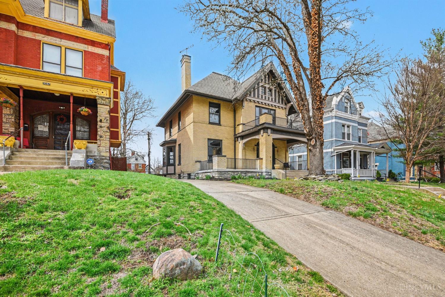 3051 Fairfield Avenue