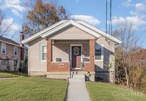 Photo of 4778 Prosperity Place, Cincinnati, OH 45238 (MLS # 1862075)