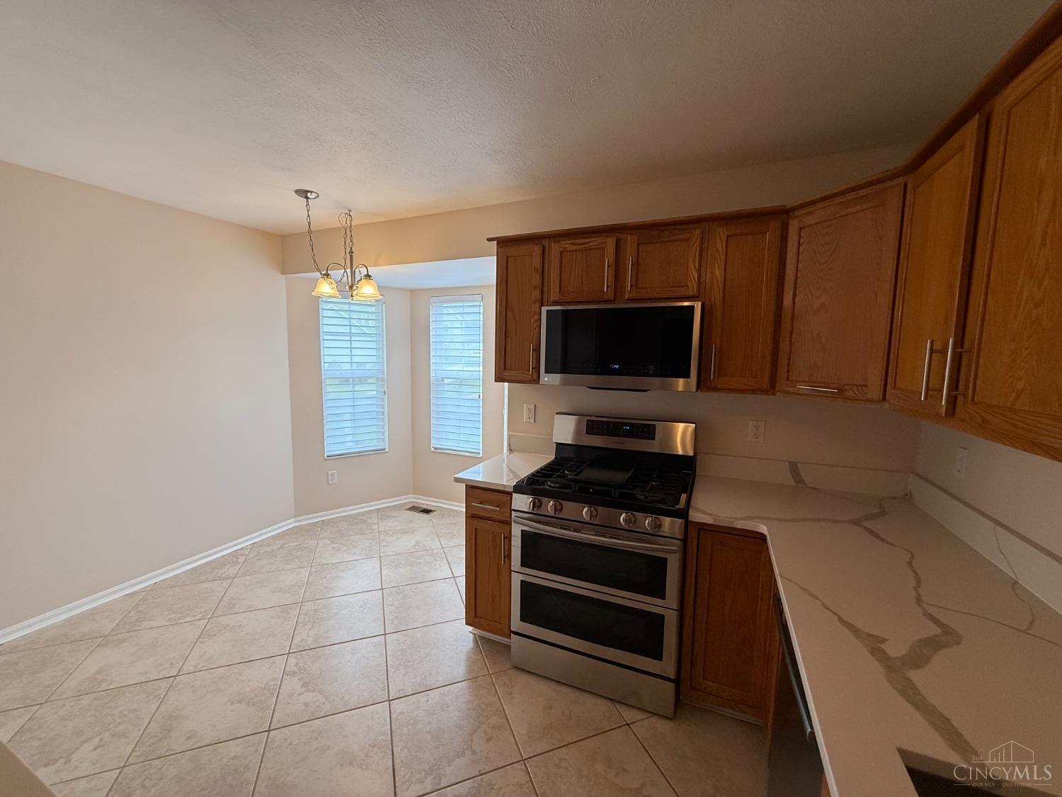 9274 Westchester Park Court, West Chester, Ohio image 3