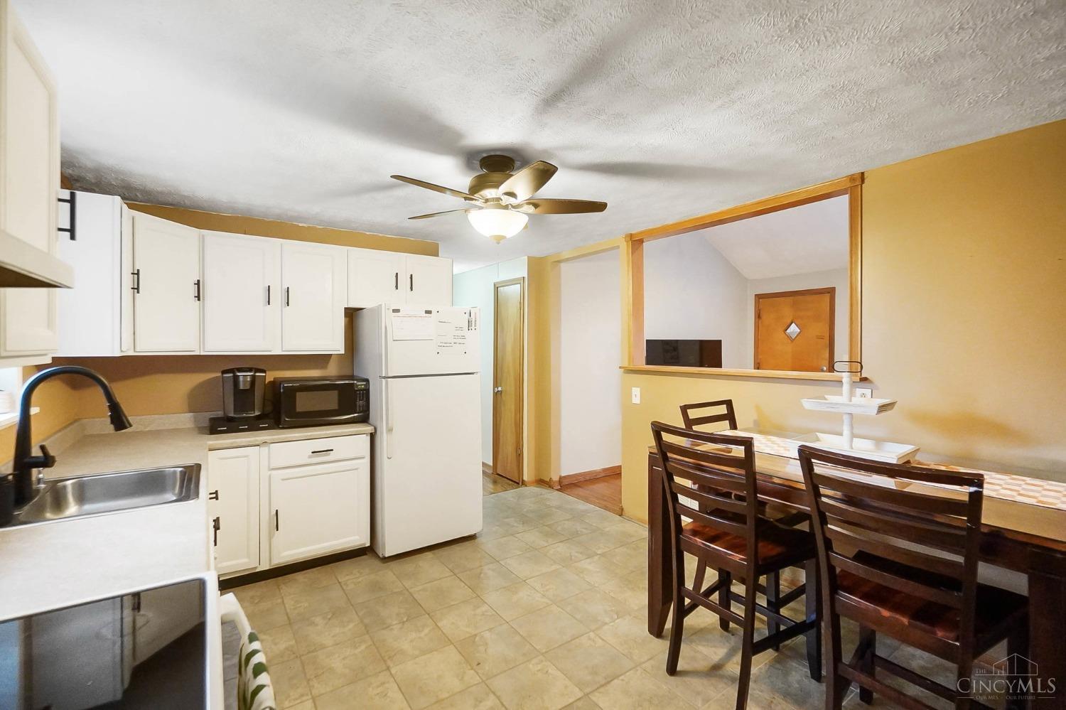 6647 Schweitzerhoff Road, Cincinnati, Ohio image 8
