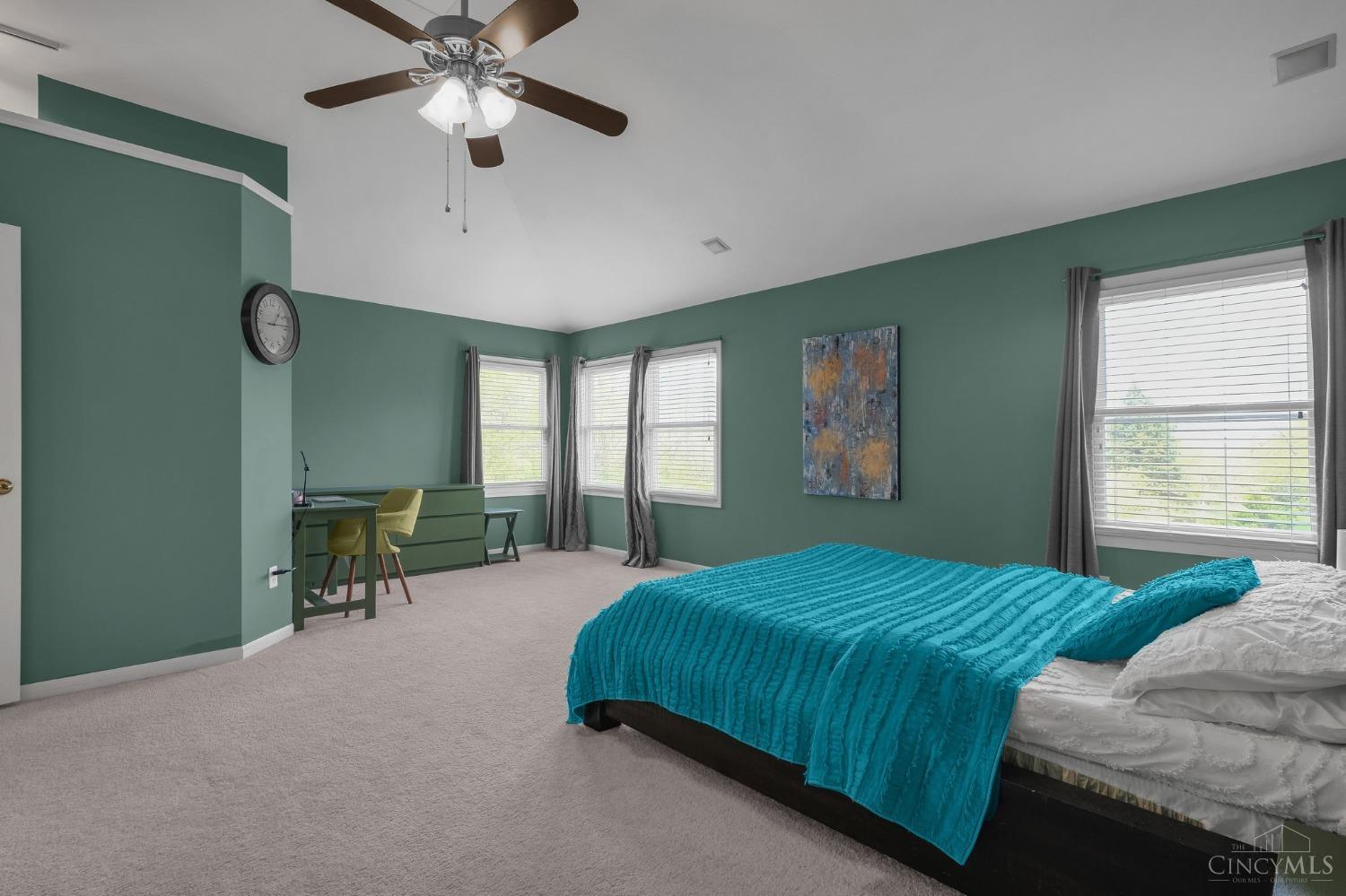 6863 Parklake Drive, Mason, Ohio image 16