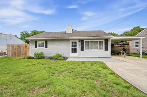 Photo of 1417 Pershing Avenue, Middletown, OH 45044 (MLS # 1880021)