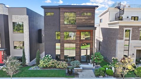 Photo of 2909 Walworth Avenue, Cincinnati, OH 45226 (MLS # 1858383) Photo of 2909 Walworth Avenue, Cincinnati, OH 45226 (MLS # 1858383)