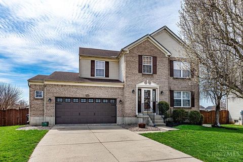 Homes For Sale - 711 Hunter Court<br/> Trenton, OH 45067