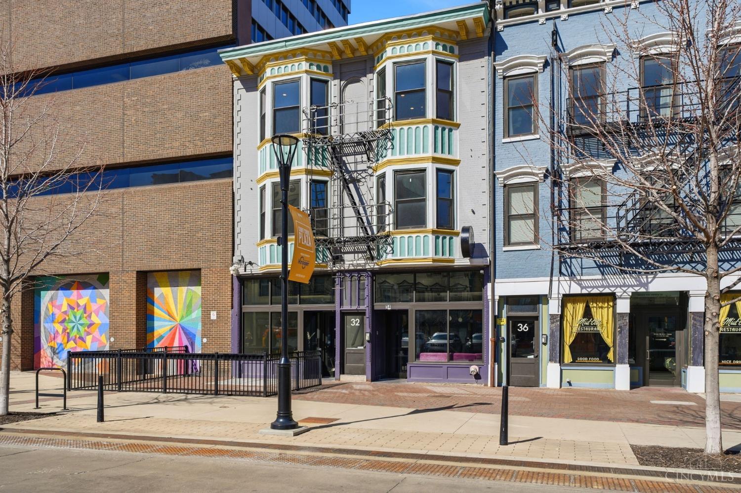 32 E Court Street 204
