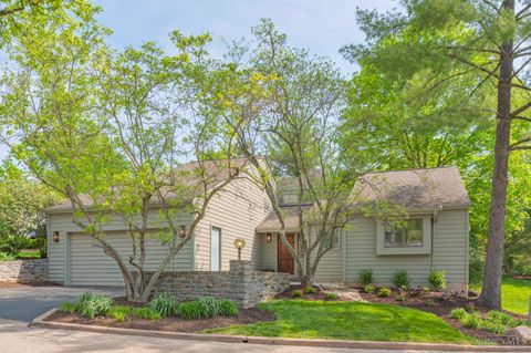 9 Falling Brook Lane Blue Ash OH 45241