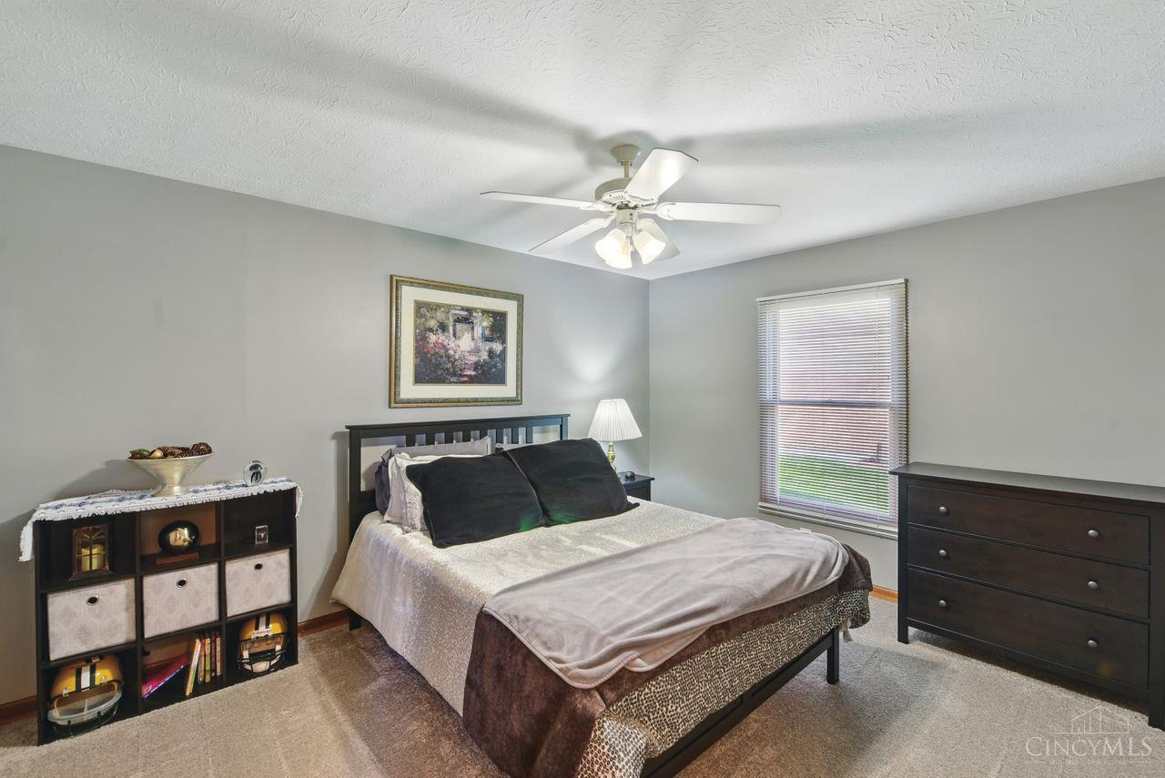 2241 Four Seasons Trail, Miamisburg, Ohio image 23