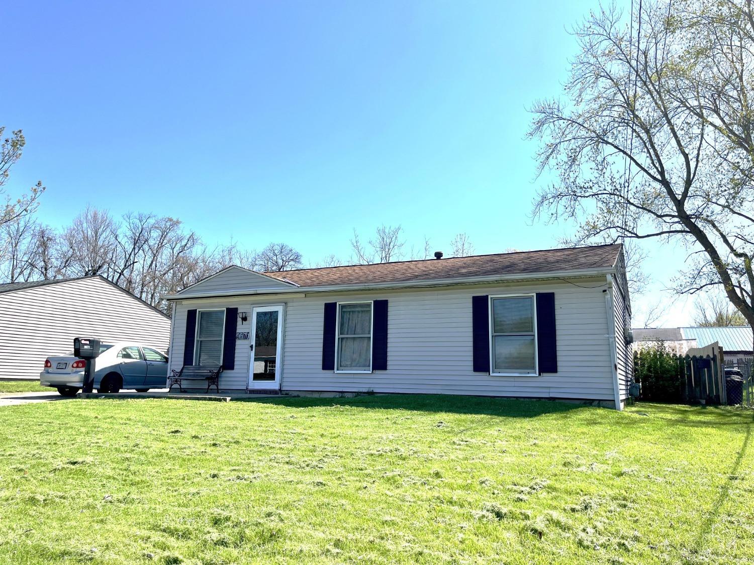 9671 Dunraven Drive, Colerain Twp, Ohio image 2