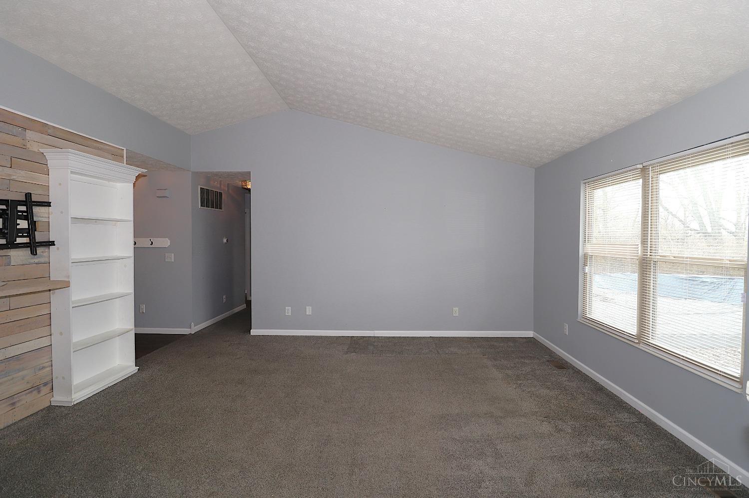 655 Alpine Place, Trenton, Ohio image 12