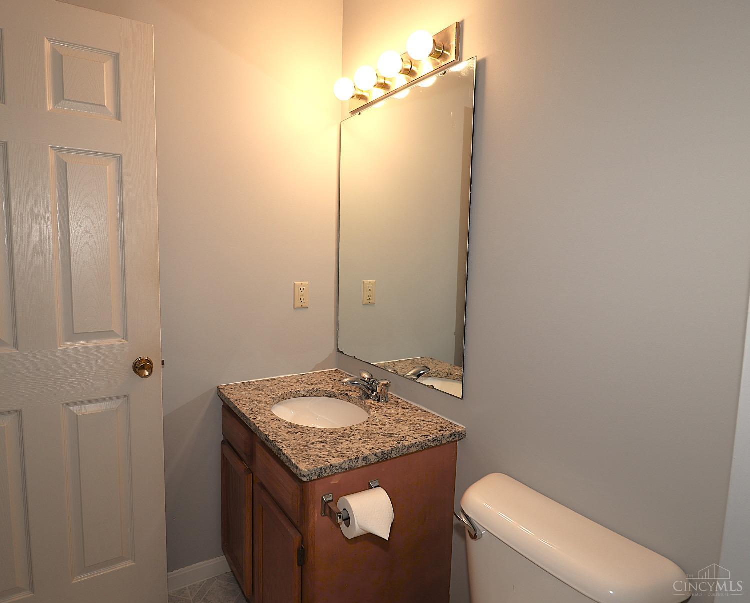 655 Alpine Place, Trenton, Ohio image 24