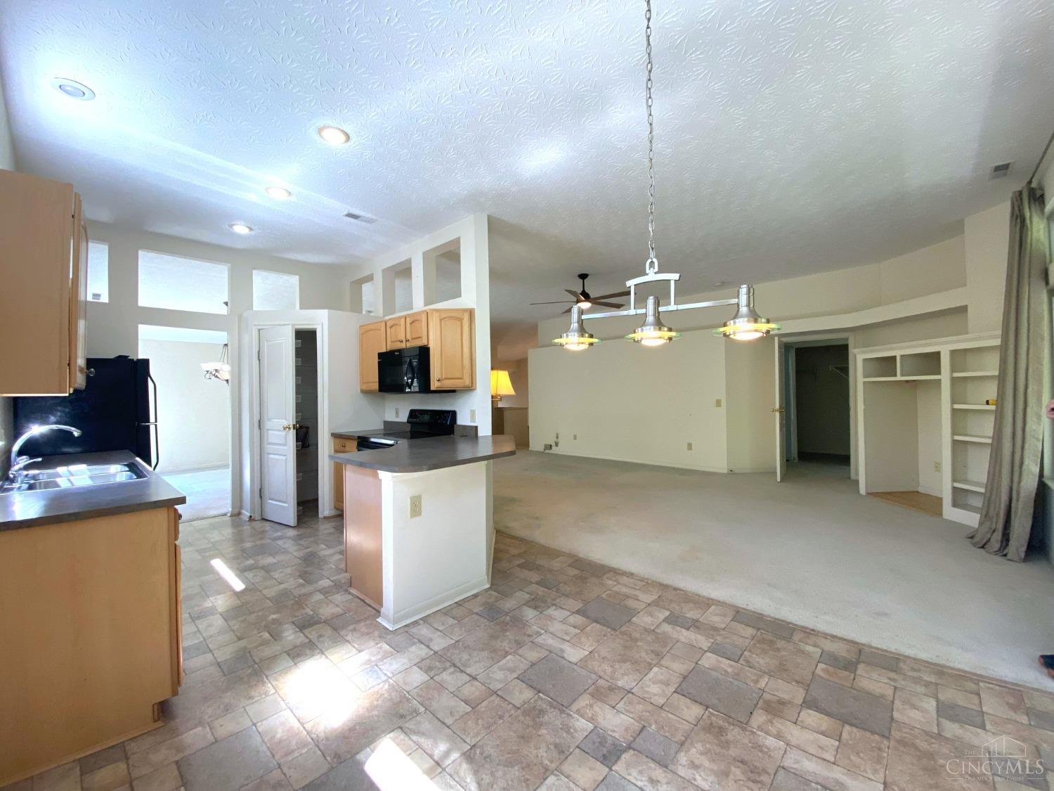 782 S Meadow Circle #31-30, Cincinnati, Ohio image 2