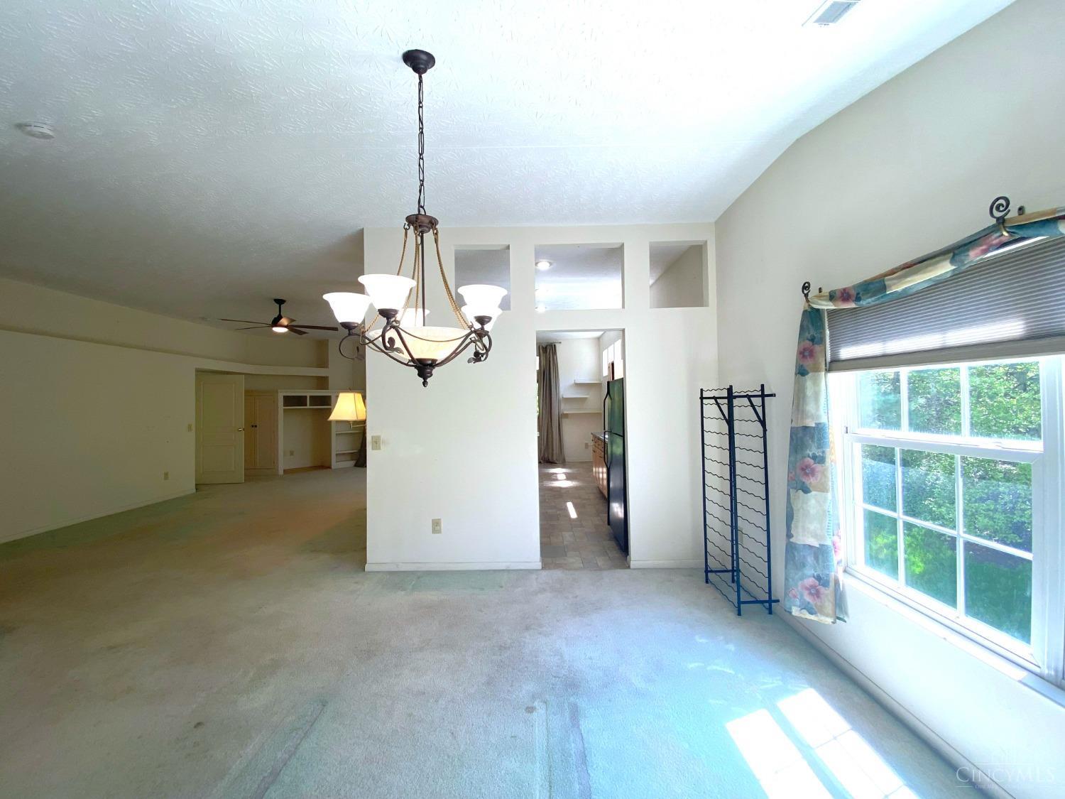 782 S Meadow Circle #31-30, Cincinnati, Ohio image 4