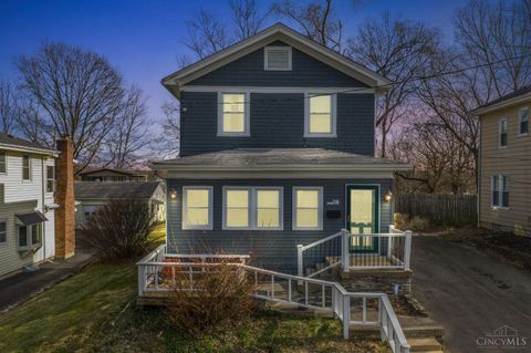 Photo of 1118 Burns Avenue, Cincinnati, OH 45215 (MLS # 1868141)