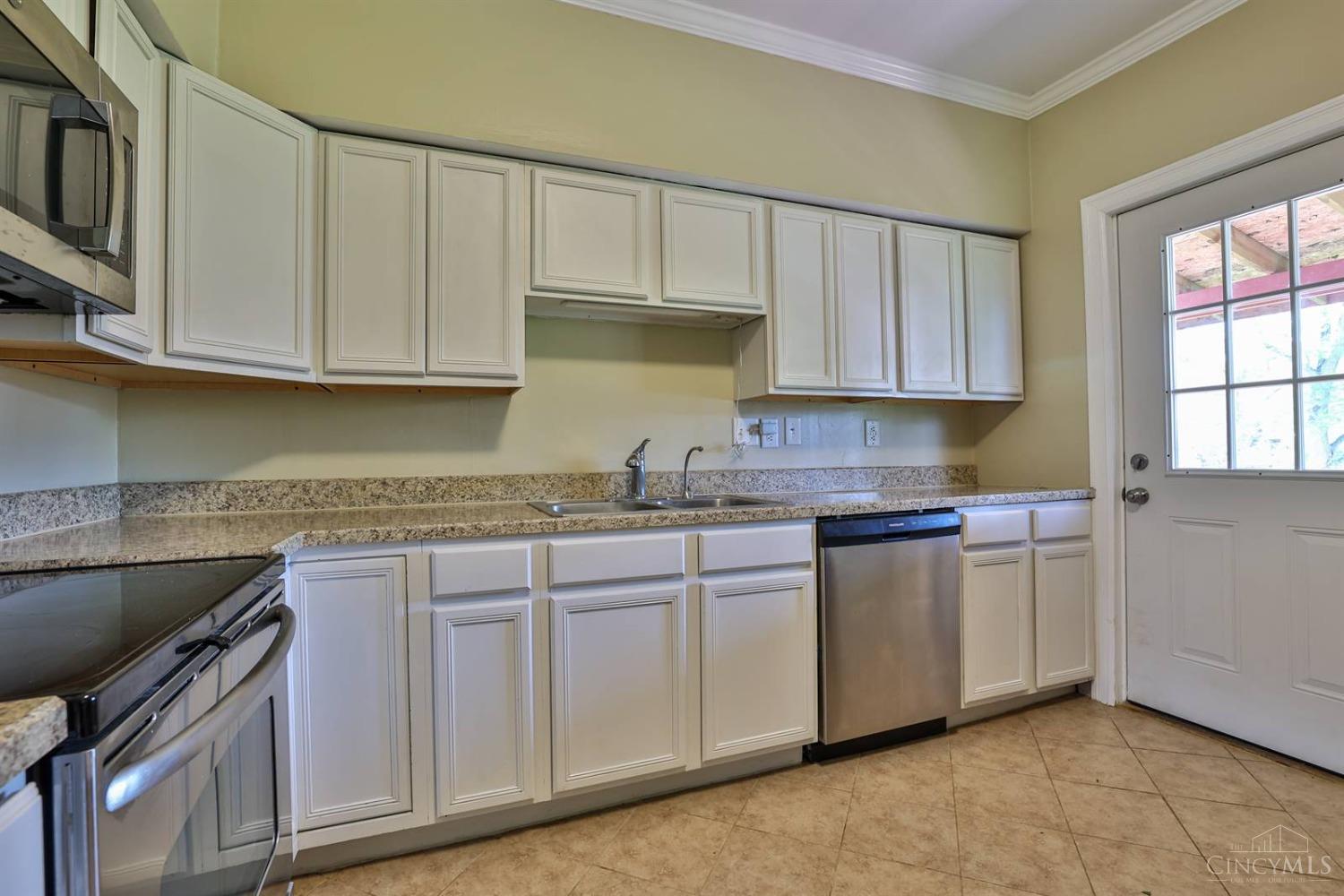 435 Hanna Avenue, Loveland, Ohio image 12