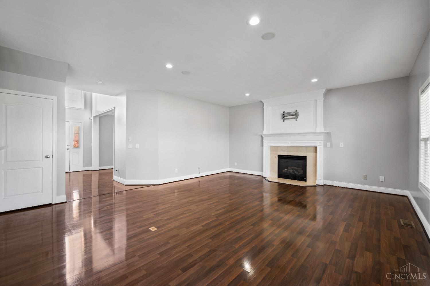 8013 Spring Garden Court, West Chester, Ohio image 5