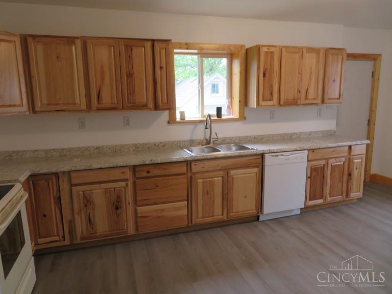 331 S West Street, Hillsboro, Ohio image 17