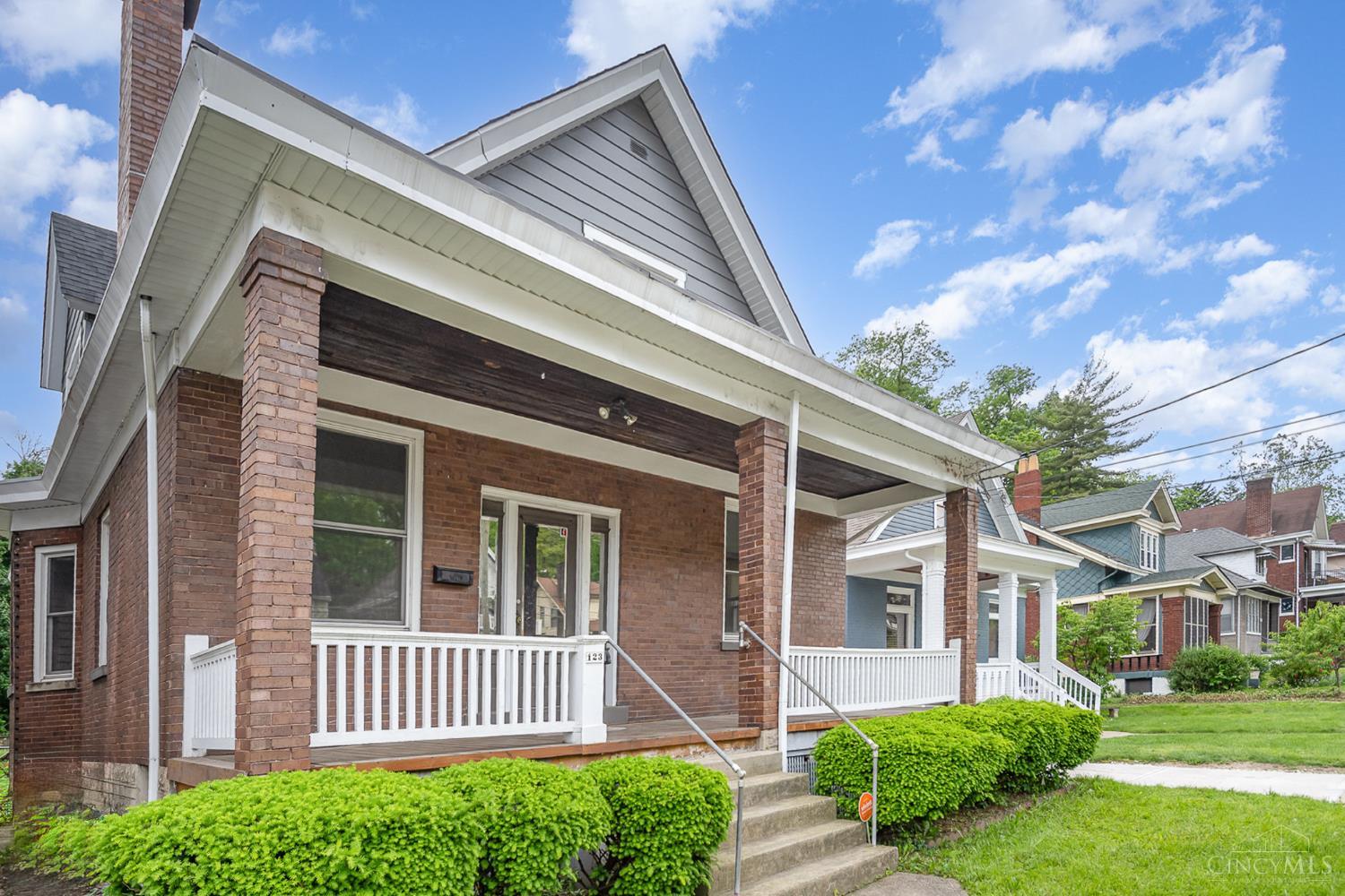123 Woolper Avenue