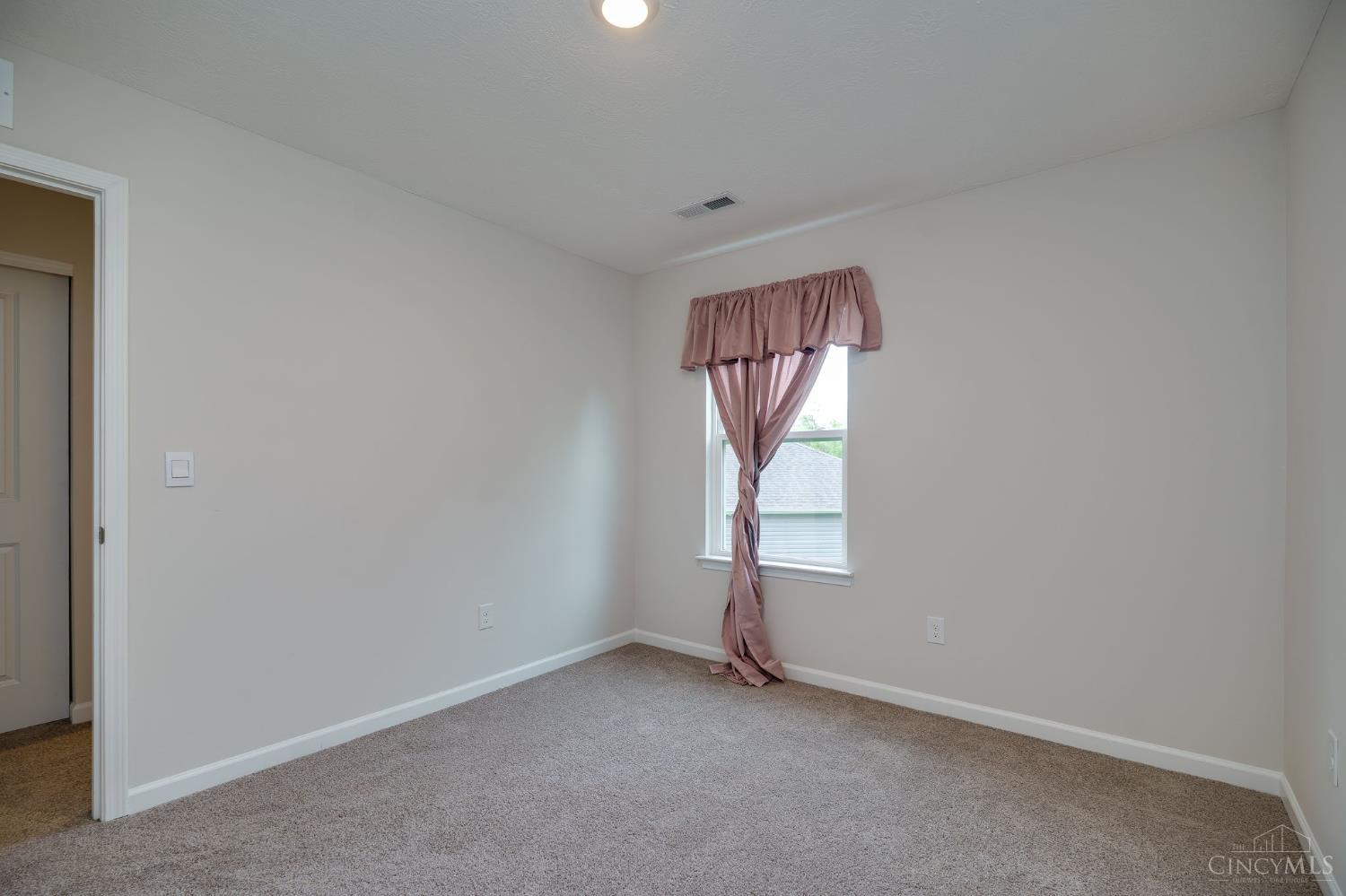103 River Heights Drive, New Richmond, Ohio image 19