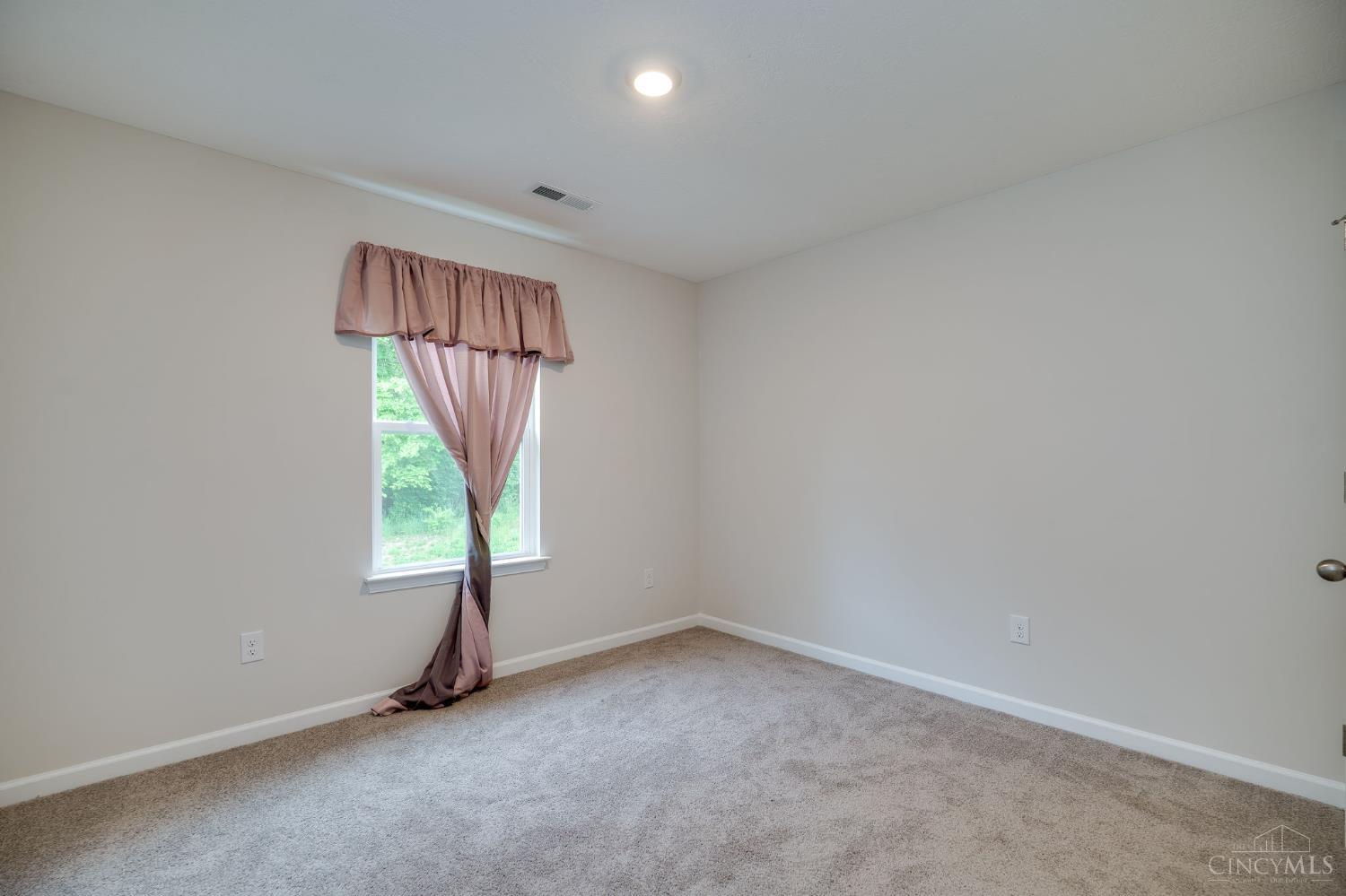 103 River Heights Drive, New Richmond, Ohio image 20