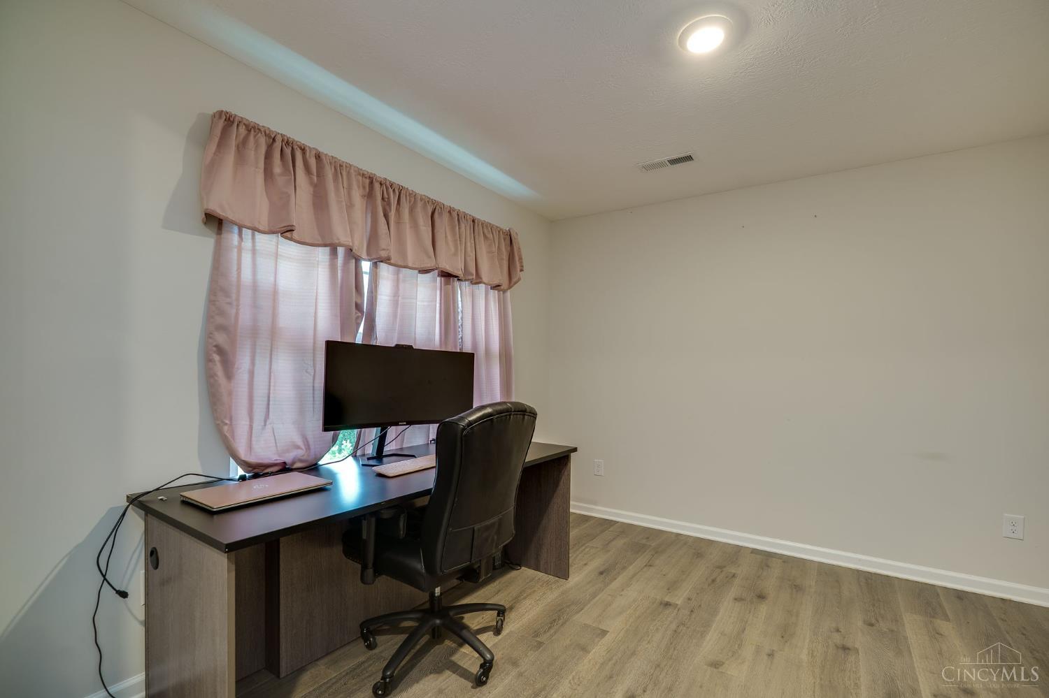 103 River Heights Drive, New Richmond, Ohio image 8