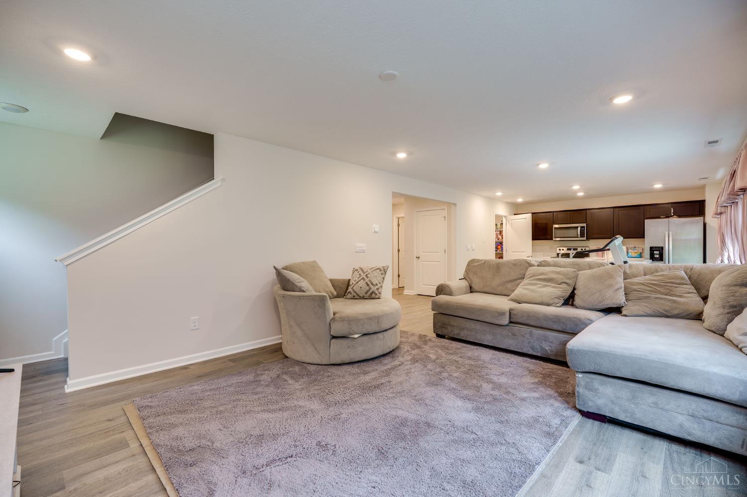 103 River Heights Drive, New Richmond, Ohio image 3