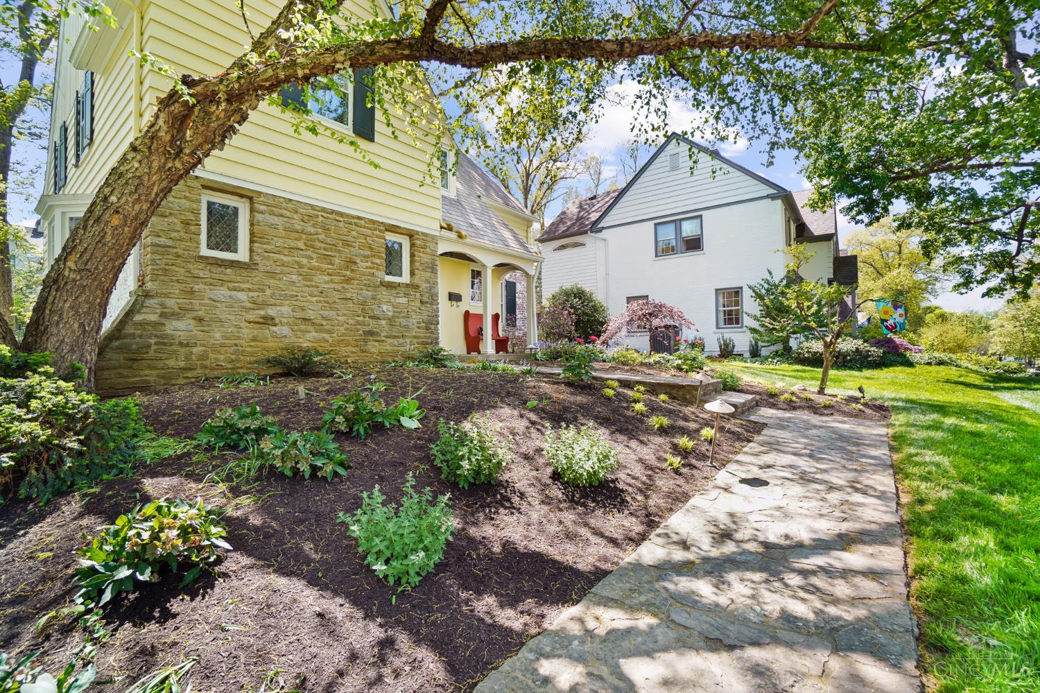 3131 Portsmouth Avenue