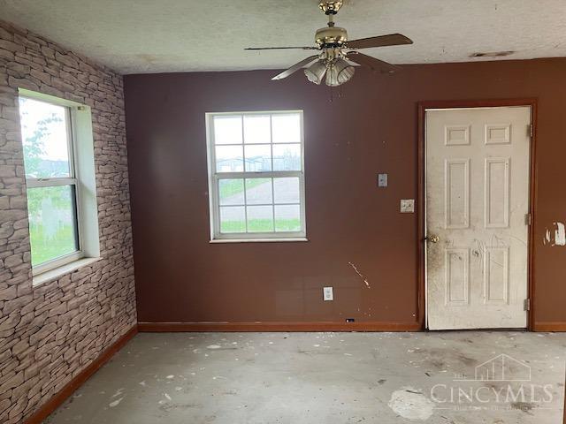 877 Gay Street, Williamsburg, Ohio image 7