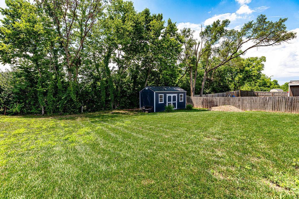 1221 Waterbury Drive