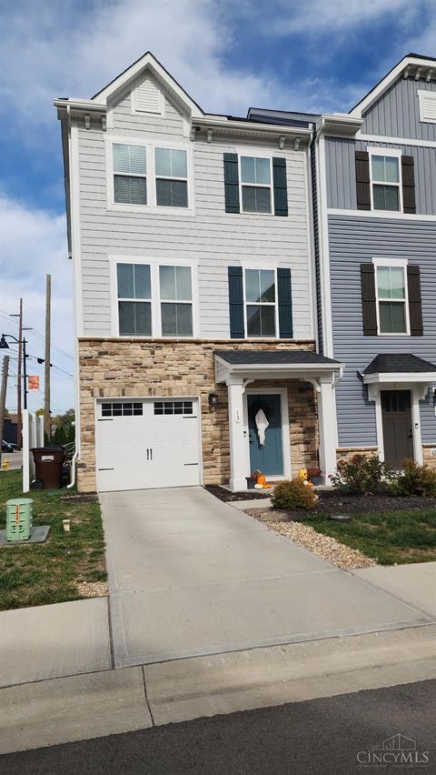 Photo of 13 Wentworth Lane, Deer Park, OH 45236 (MLS # 1859985)