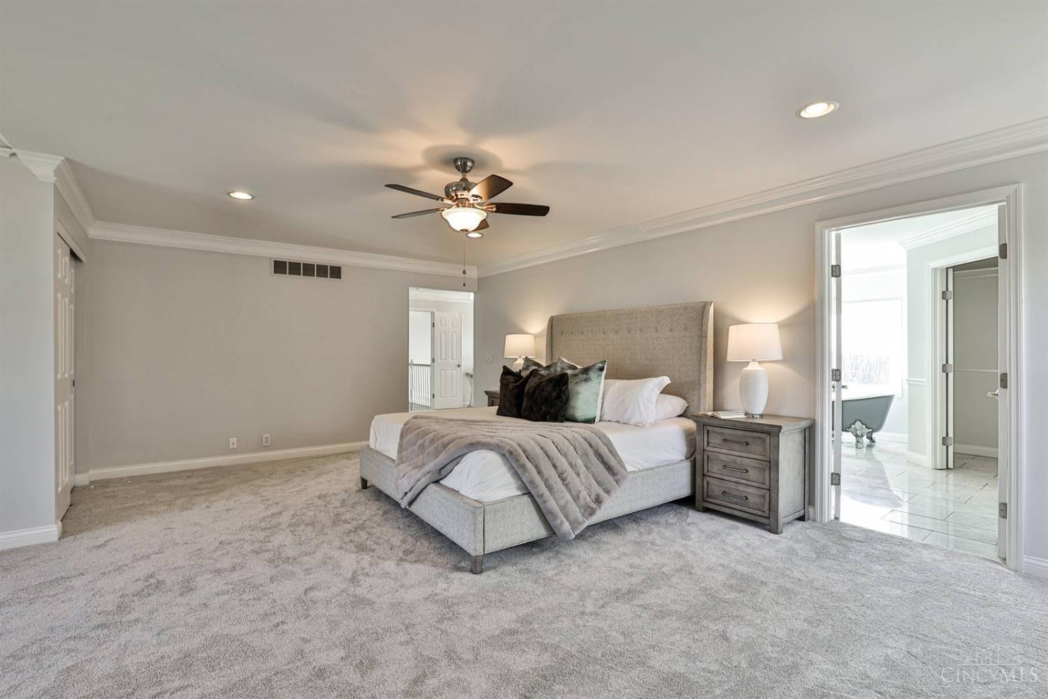 6567 Wyndwatch Drive, Cincinnati, Ohio image 15