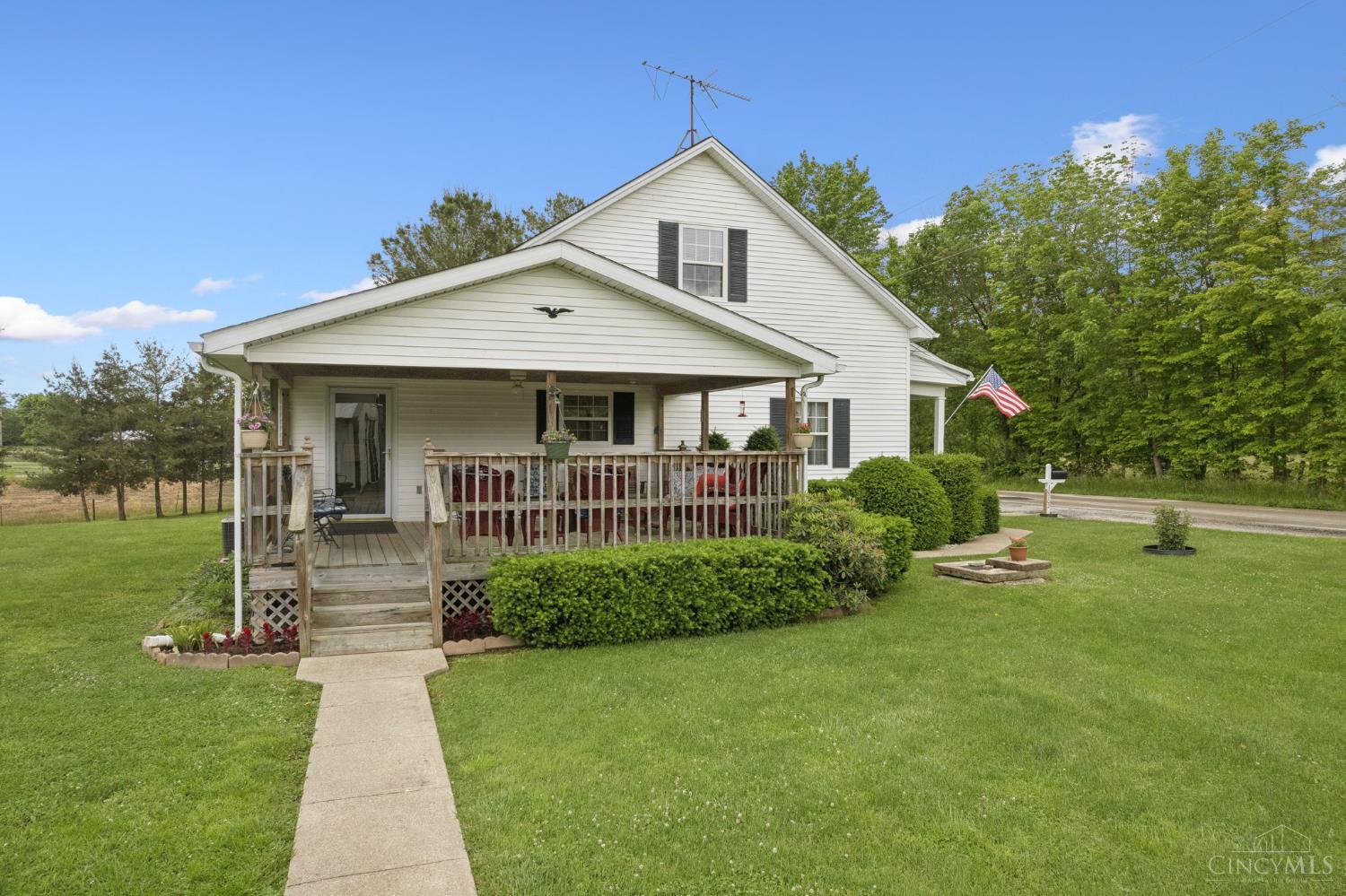 10702 Smoky Row Road