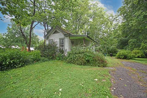 Homes For Sale - 1621 Raglan Street<br/> Cincinnati, OH 45230