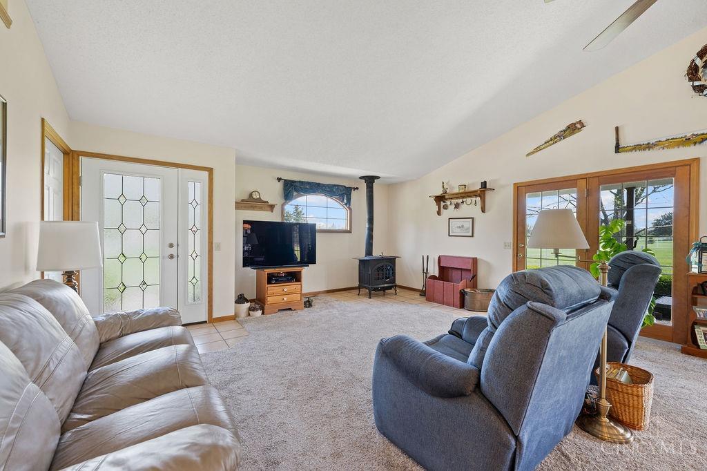 3407 Twin Bridges Road, Williamsburg, Ohio image 3