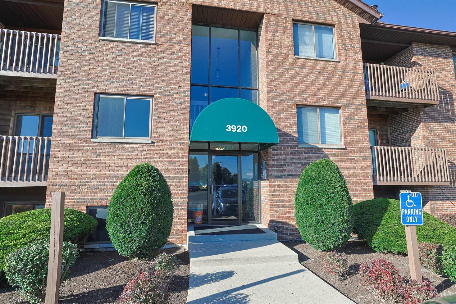 3920 Mack Road 113