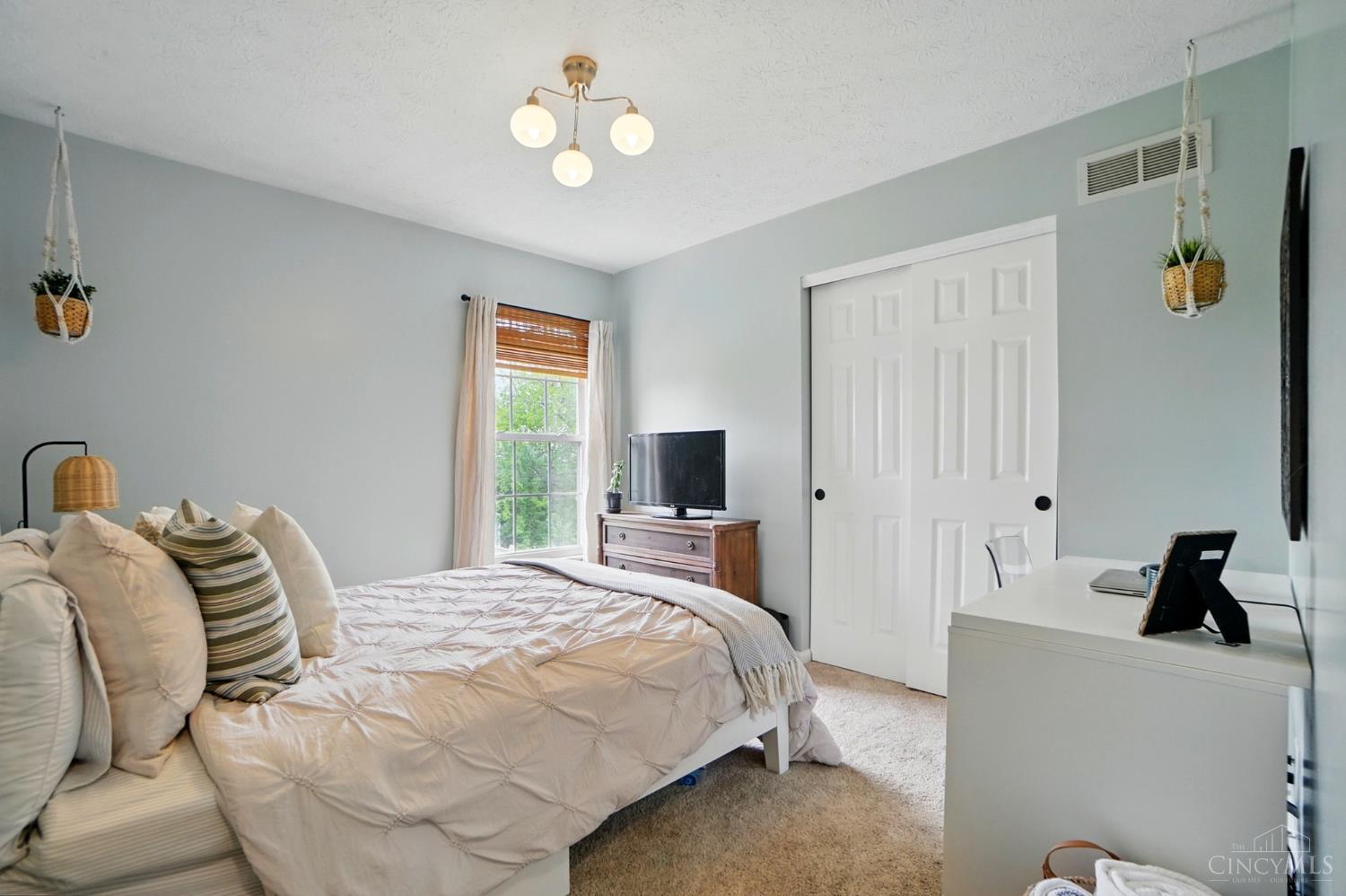 3396 Woodside Drive, Fairfield, Ohio image 27