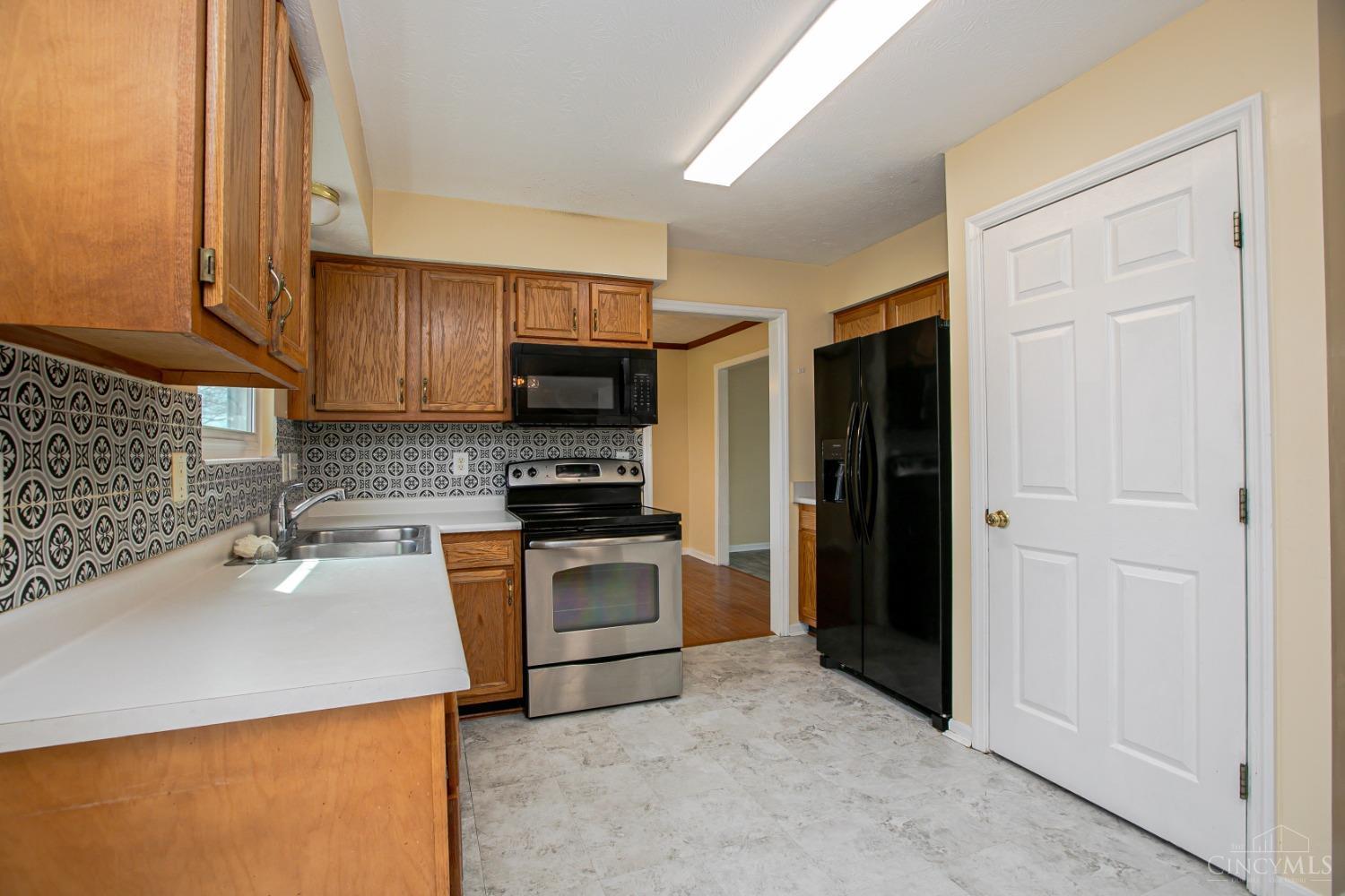 5570 Wanda Way, Fairfield Twp, Ohio image 26
