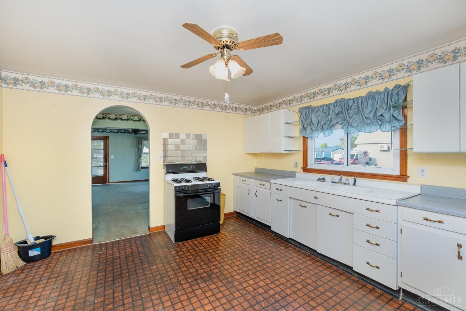 305 Apple Street, Mt Orab, Utah image 8