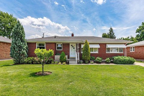 Photo of 1156 Cleveland Avenue, Hamilton, OH 45013 (MLS # 1879766)