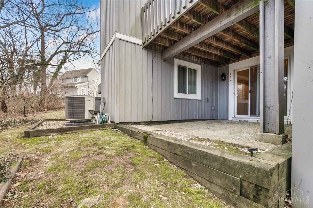 159 Twin Lakes Drive, Fairfield, Ohio image 14