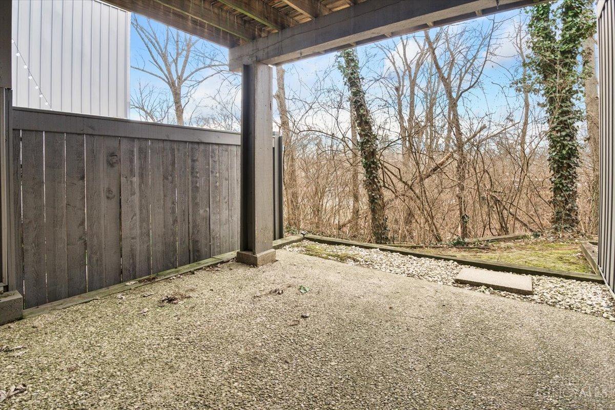 159 Twin Lakes Drive, Fairfield, Ohio image 13