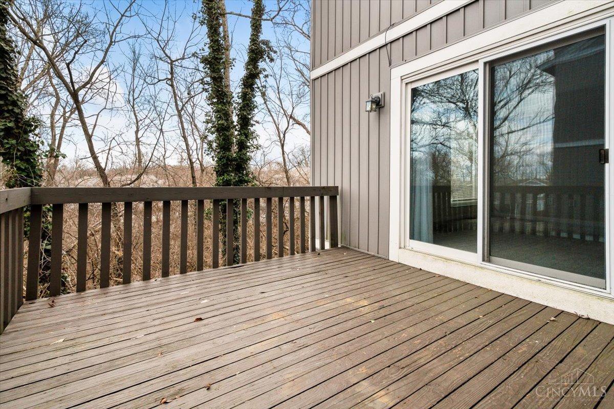 159 Twin Lakes Drive, Fairfield, Ohio image 12