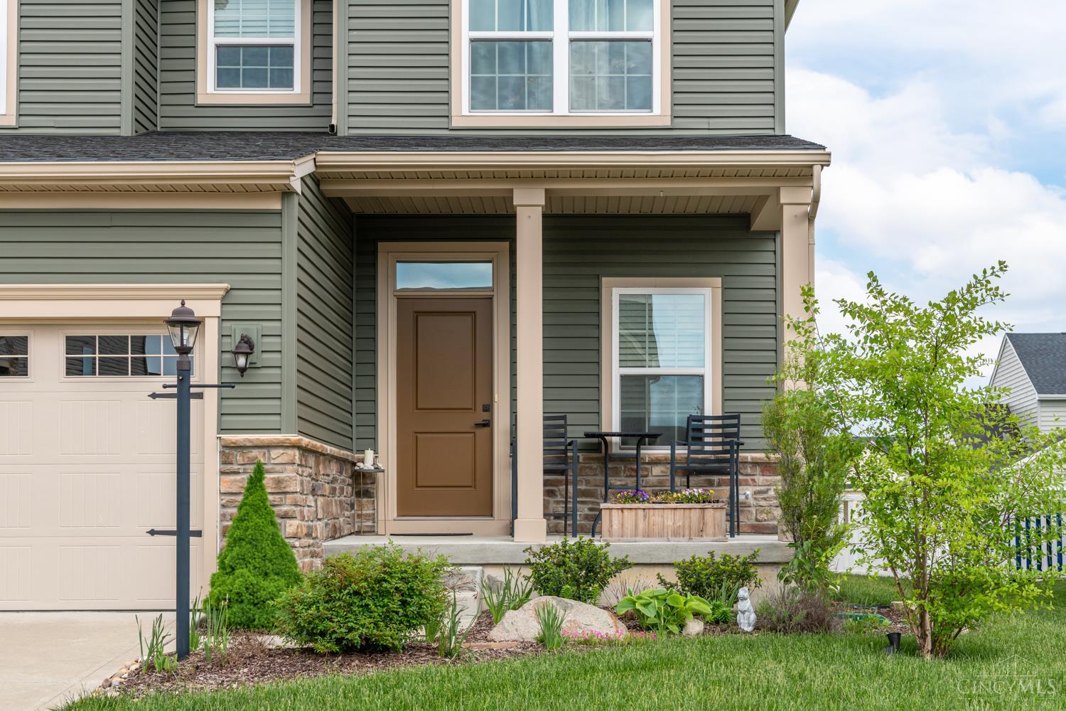 5121 Red Buckeye Drive, Tipp City, Ohio image 4
