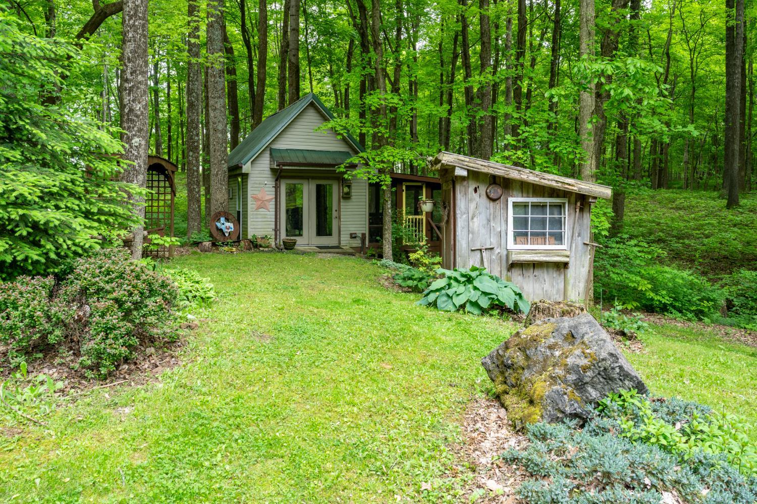 4724 Bennington Road, Washington, Ohio image 30