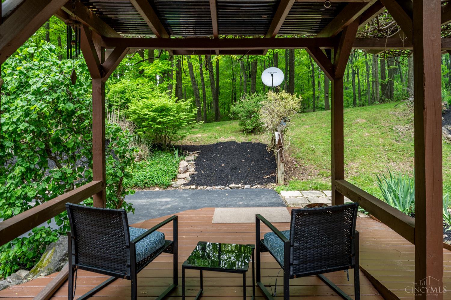 4724 Bennington Road, Washington, Ohio image 8