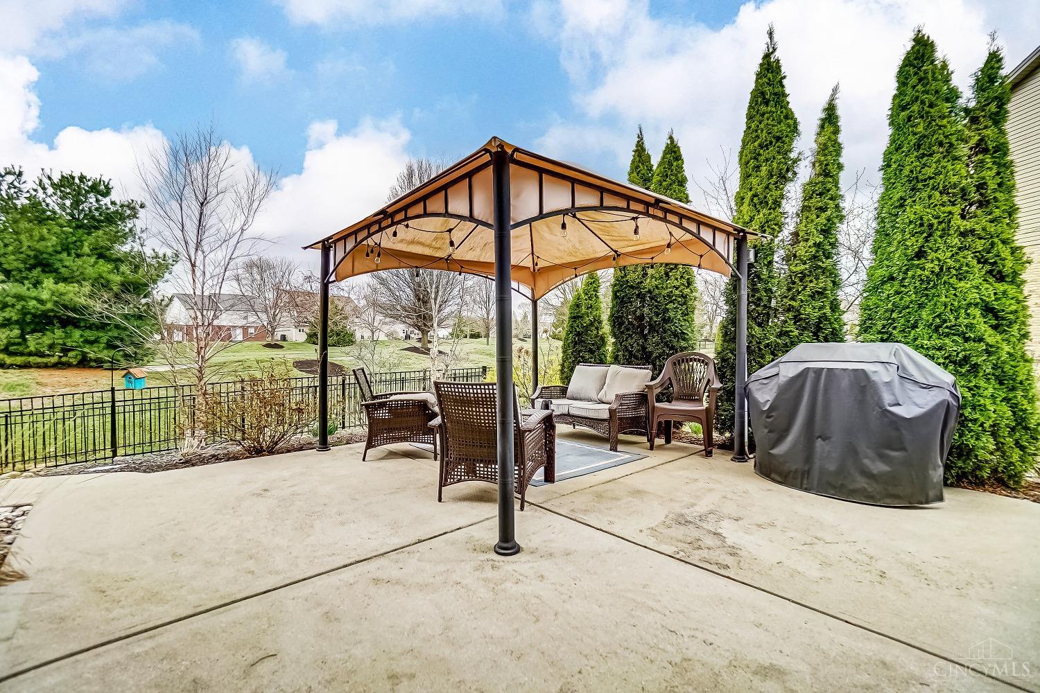 533 E Brooke Drive, Monroe, Ohio image 8