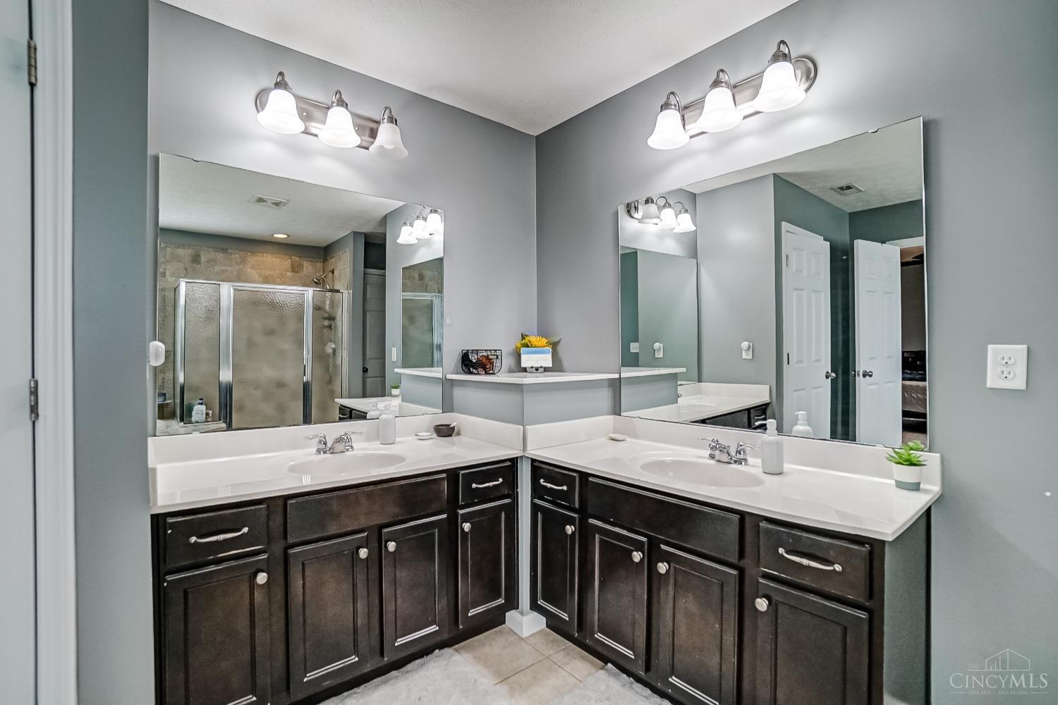 533 E Brooke Drive, Monroe, Ohio image 33