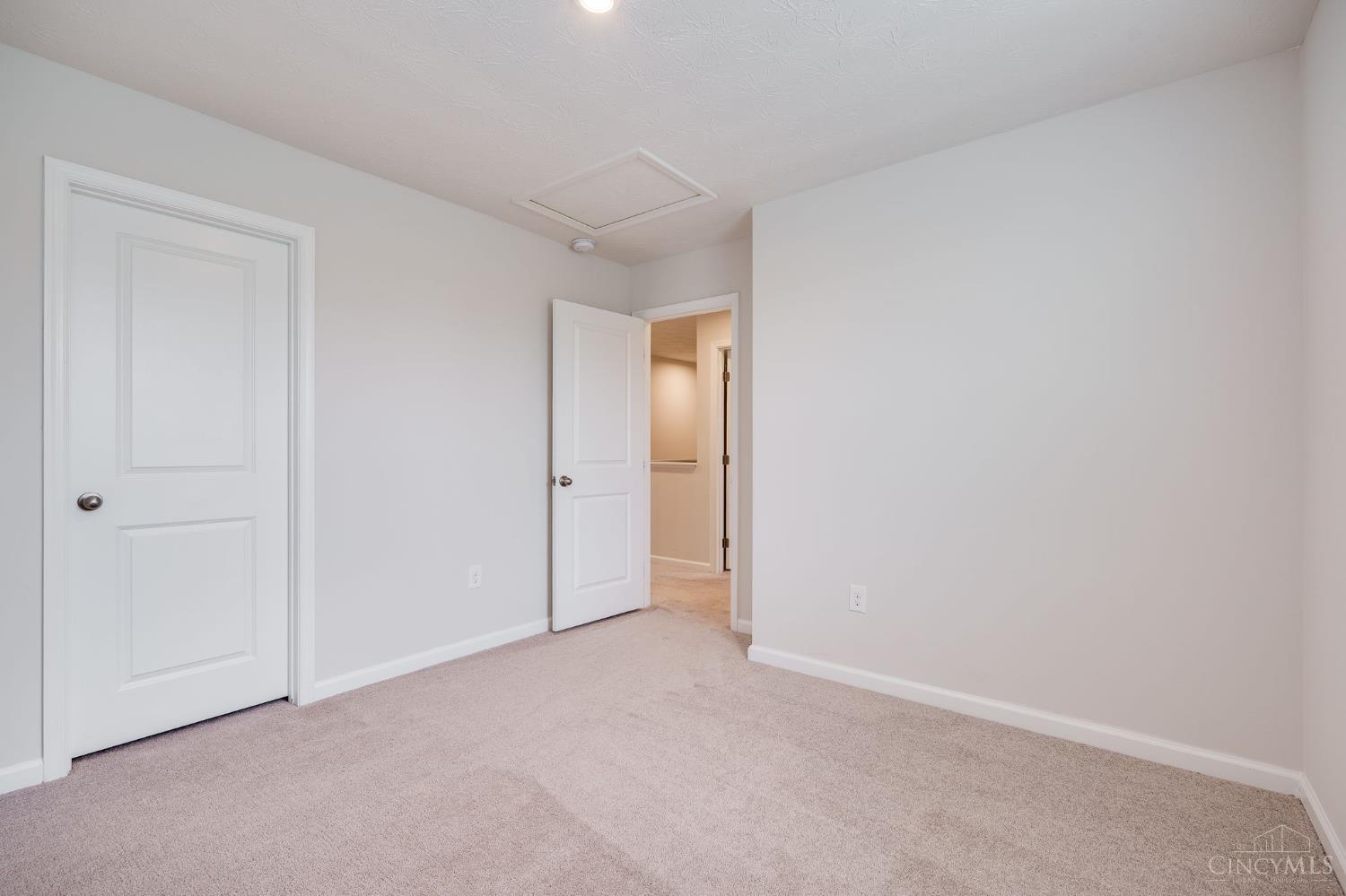 6612 Rivulet Drive, Middletown, Ohio image 30