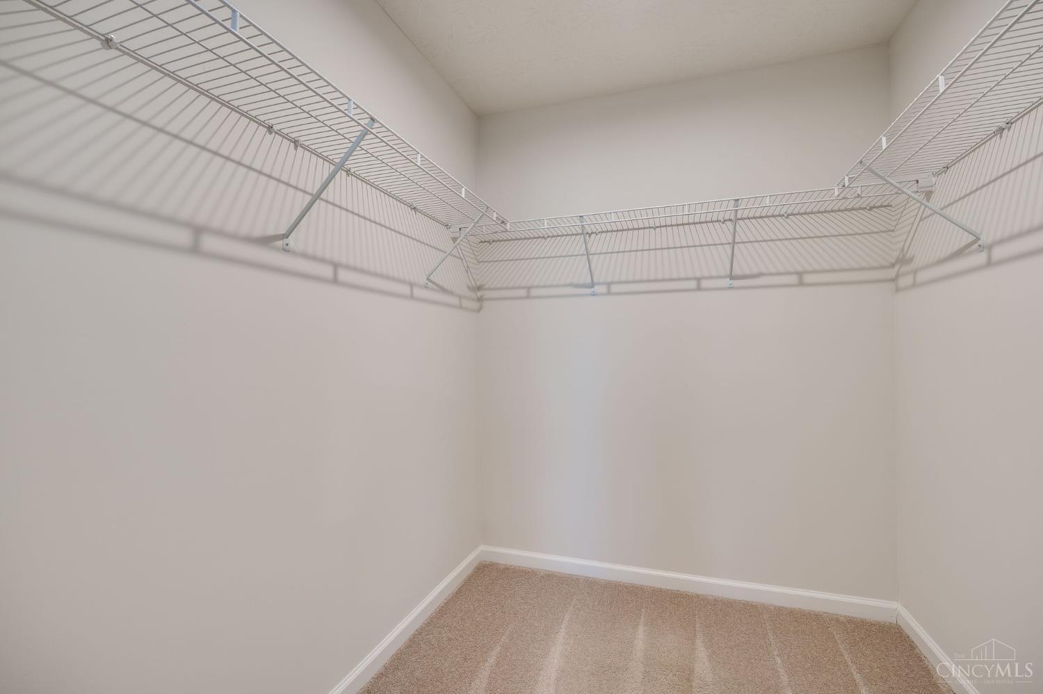 6612 Rivulet Drive, Middletown, Ohio image 25