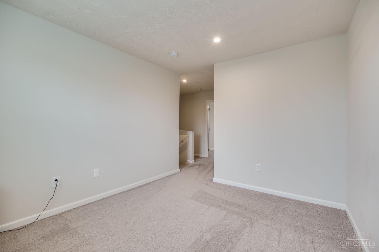 6612 Rivulet Drive, Middletown, Ohio image 20